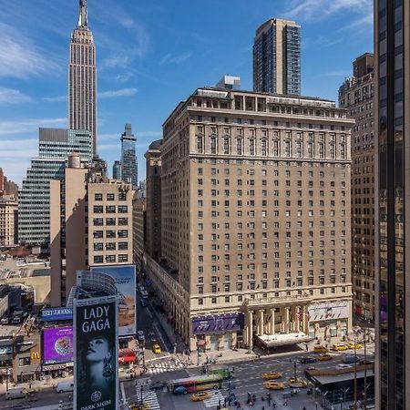 Hotel Pennsylvania New York Exterior photo