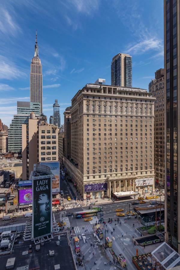 Hotel Pennsylvania New York Exterior photo